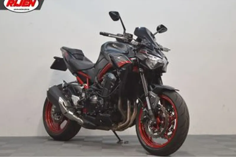 Kawasaki Z900 (2021)