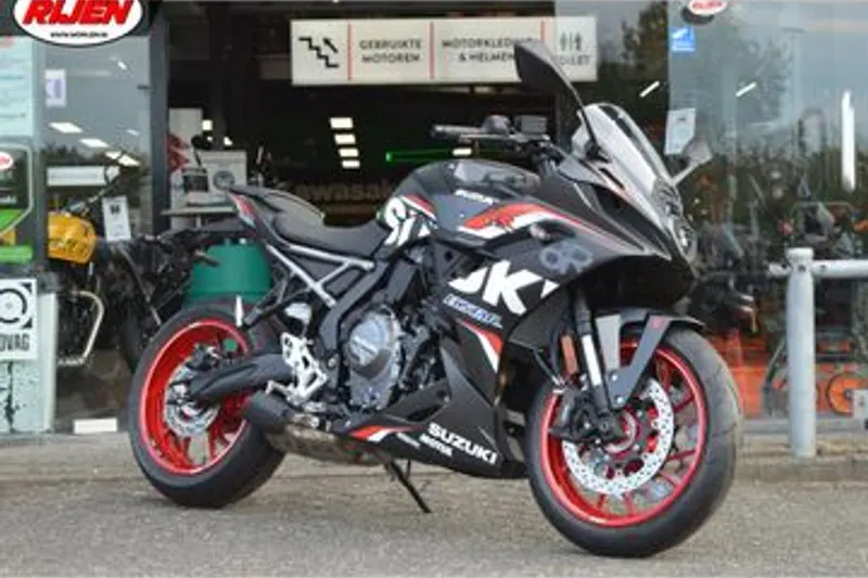 Suzuki GSX-8R (2026)