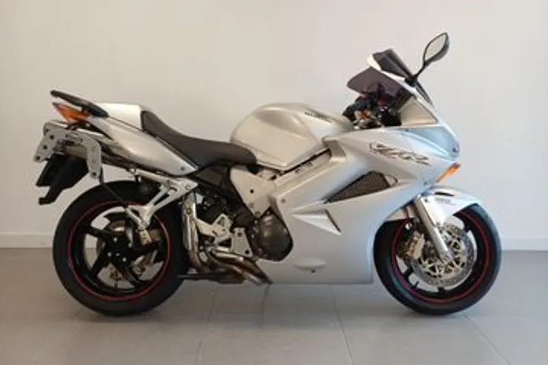Honda VFR 800 Vtec (2002)