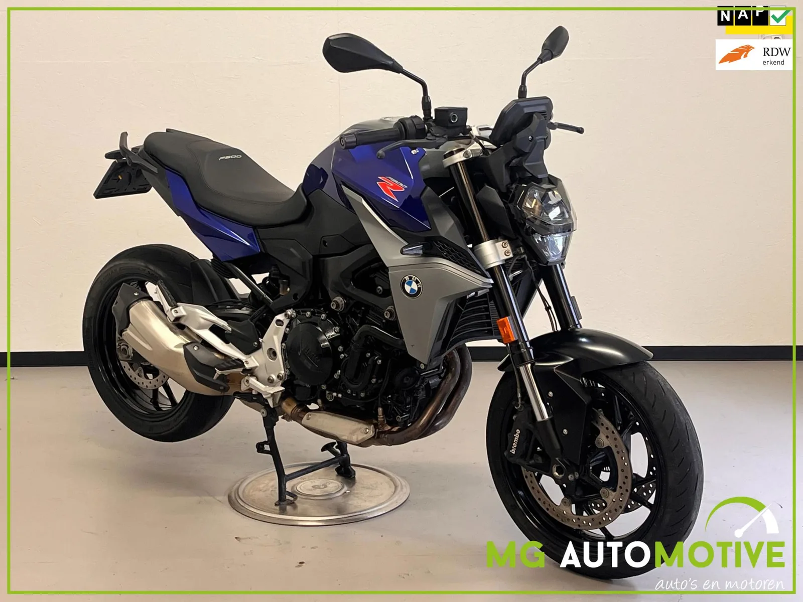 BMW F 900 R (2020) — foto 1