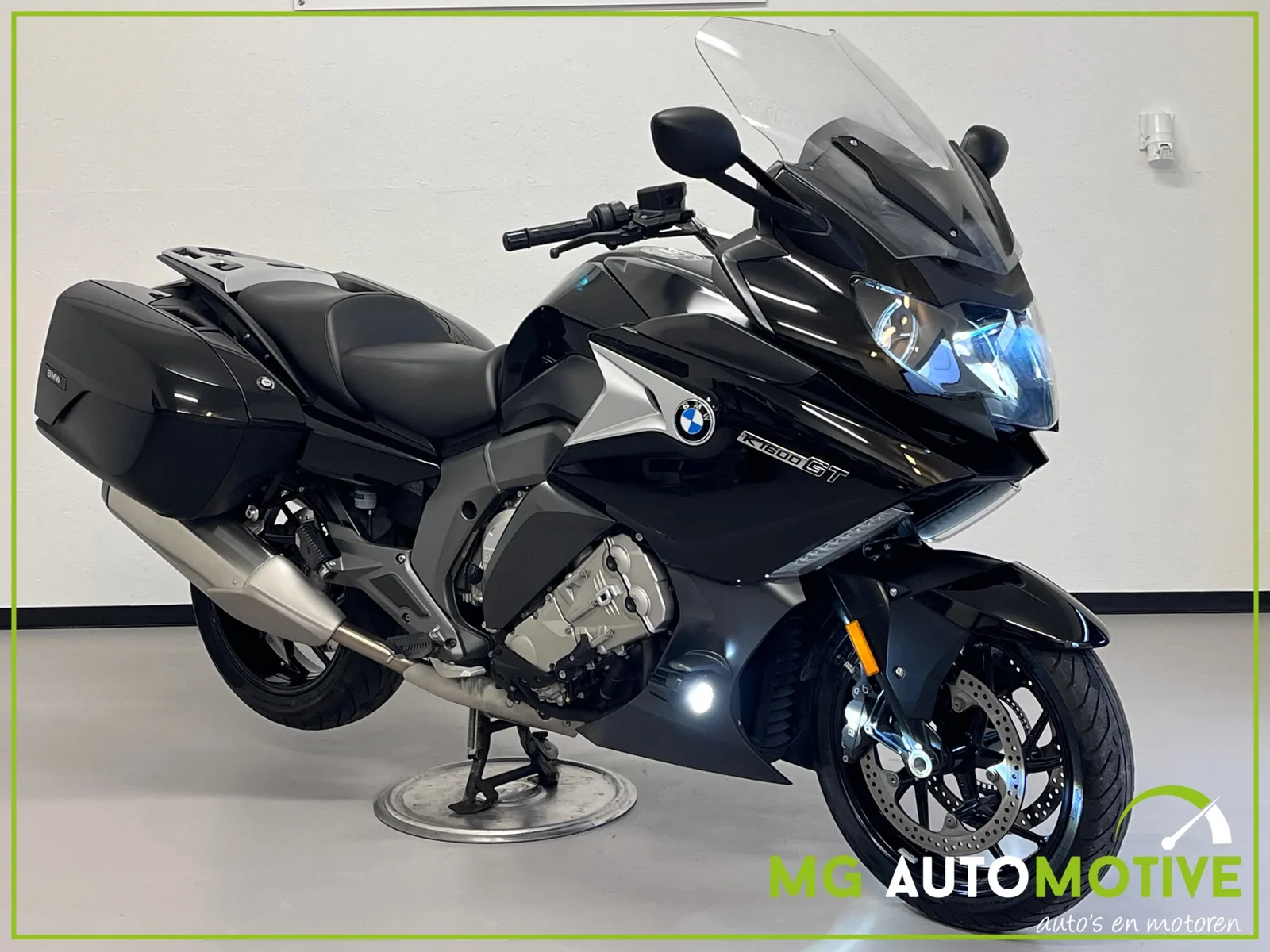 BMW K 1600 GT (2017) — foto 1