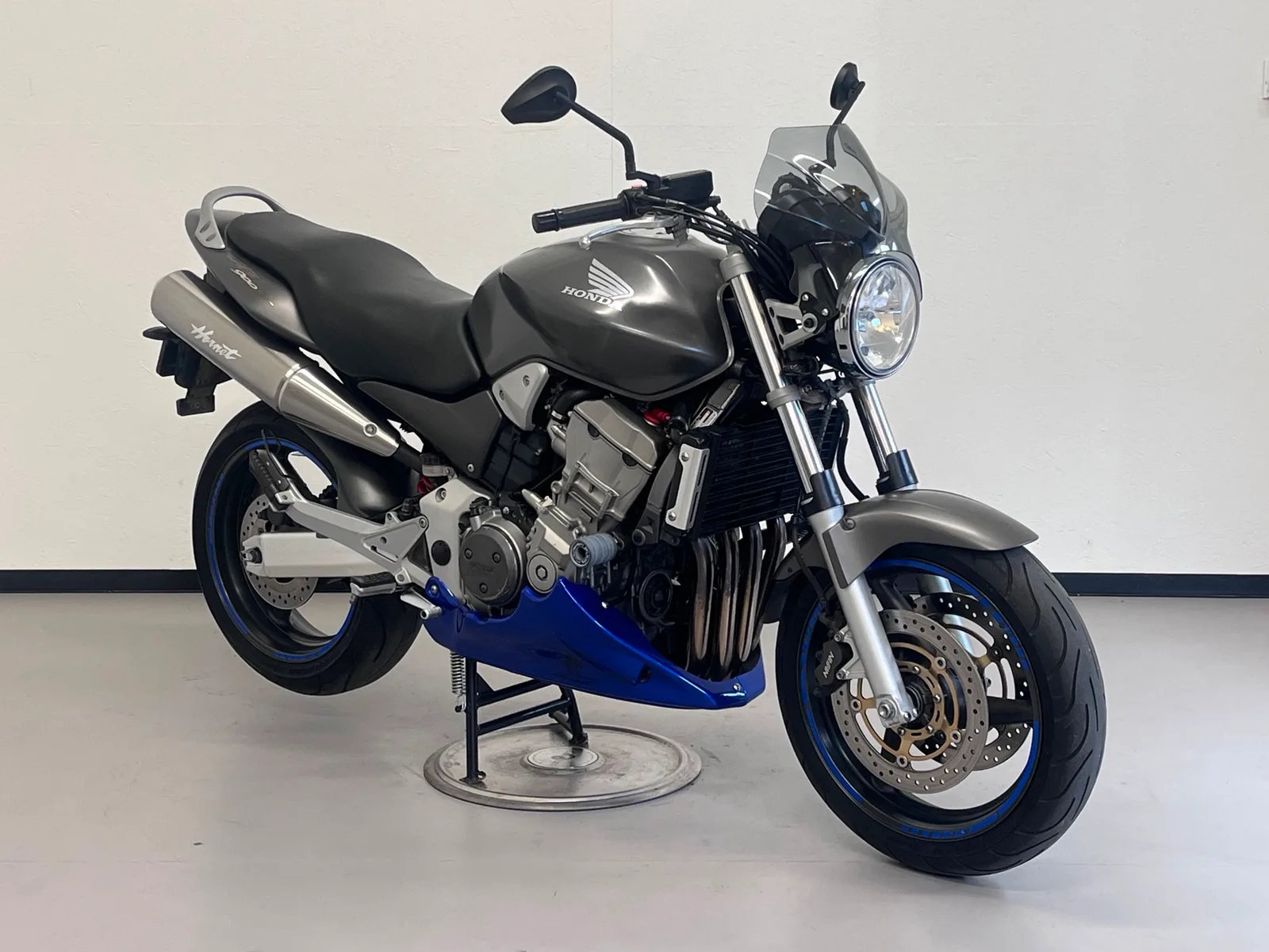 Honda CB 900 F F Hornet (2003) — foto 1