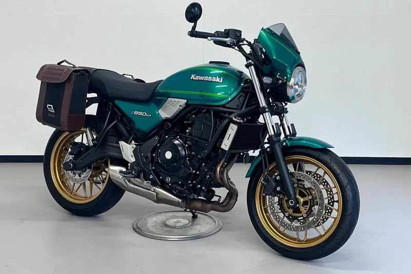 Kawasaki Z 650 RS (2022)