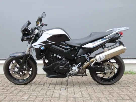 BMW F 800 R (2015) — foto 1