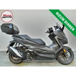 Honda NSS Forza 350 (2022) — foto 1