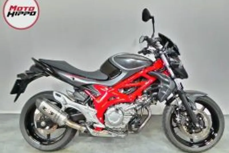 Suzuki SFV 650 GLADIUS Gebruikt (2016)