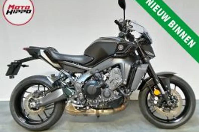 Yamaha MT-09 Y-AMT (2025)
