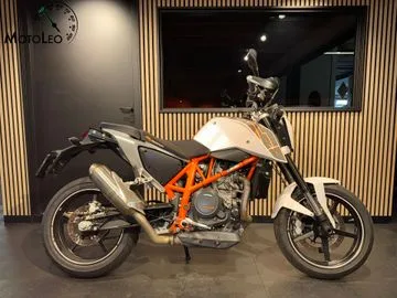 KTM 690 Duke (2012) — foto 1