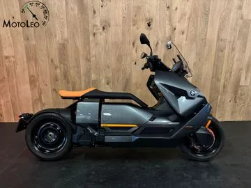 BMW CE 04 (2022) — foto 1