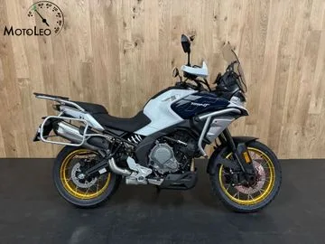 CFMoto 700 MT (2026) — foto 1
