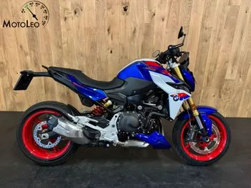 BMW F 900 R (2025) — foto 1
