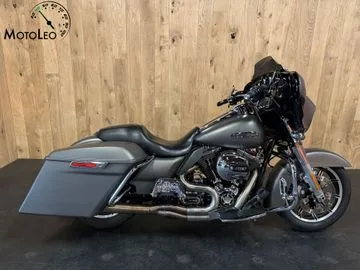Harley-Davidson Street Glide Special (2016) — foto 1