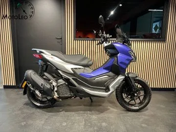 Aprilia SR GT 200 (2022) — foto 1