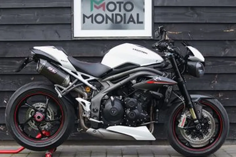TRIUMPH SPEED TRIPLE RS (2018)