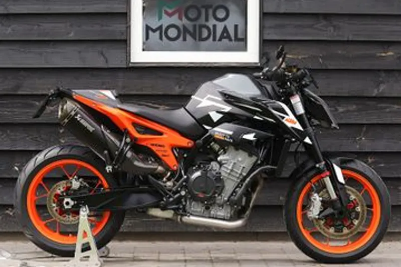 KTM 890 DUKE GP (2024)