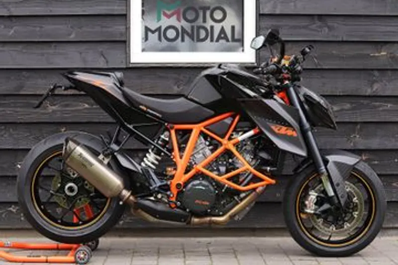 KTM 1290 SUPER DUKE R (2014)