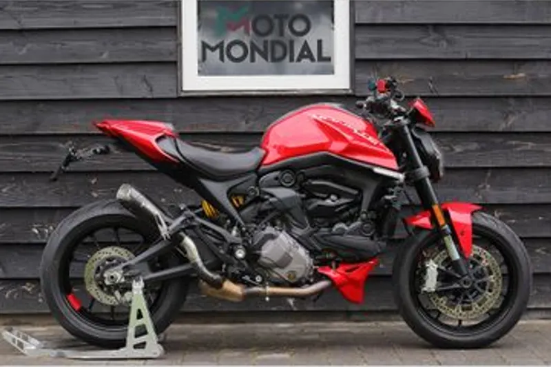 DUCATI MONSTER + (2022)