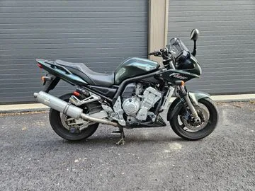 Yamaha FZS 1000 Fazer (2002) — foto 1