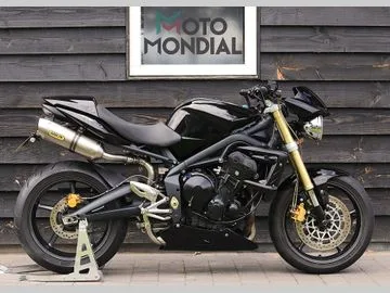 Triumph Street Triple (2010) — foto 1
