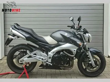 Suzuki GSR 600 (2006) — foto 1