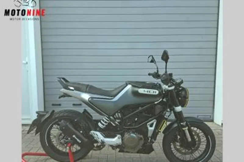 Husqvarna Svartpilen 401 (2020)