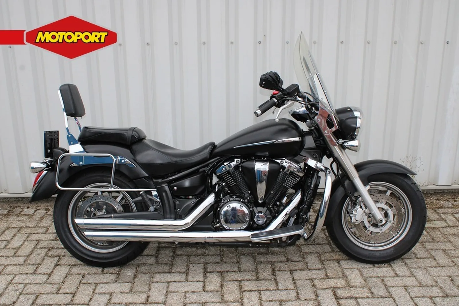 Yamaha XVS 1300 A Midnight Star (2007) — foto 1