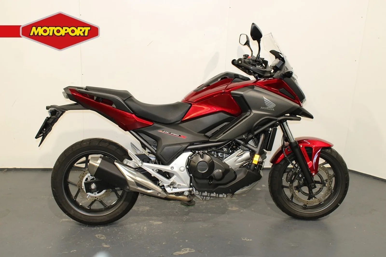Honda NX 750 X (2021) — foto 1