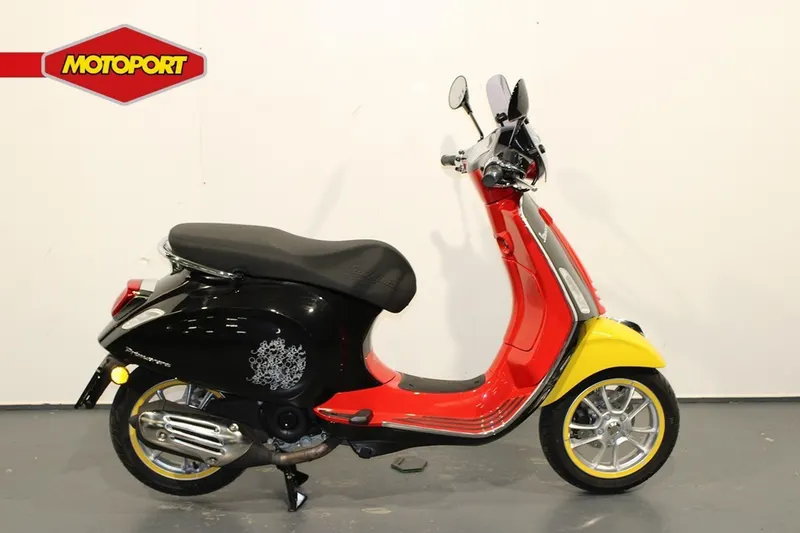 Vespa Primavera 50 (2024)