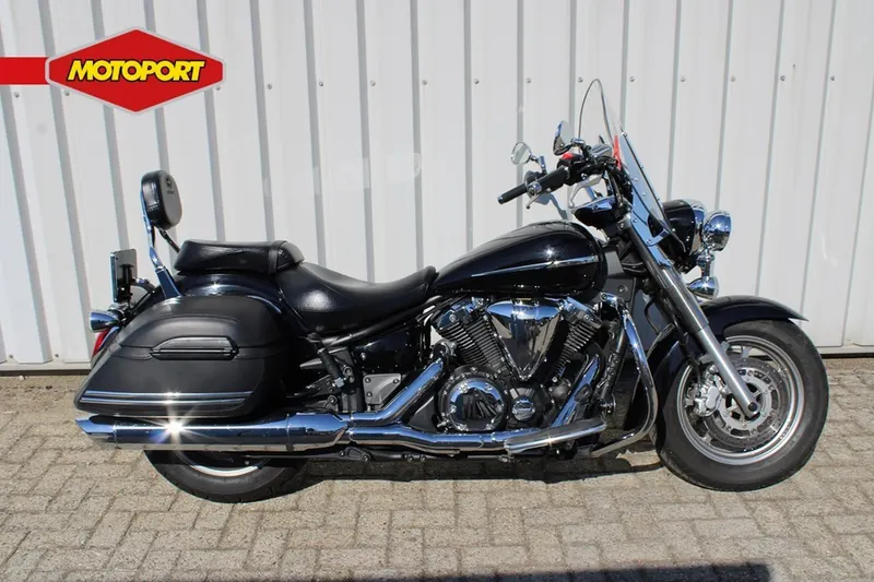 Yamaha XVS 1300 A Midnight Star (2007)