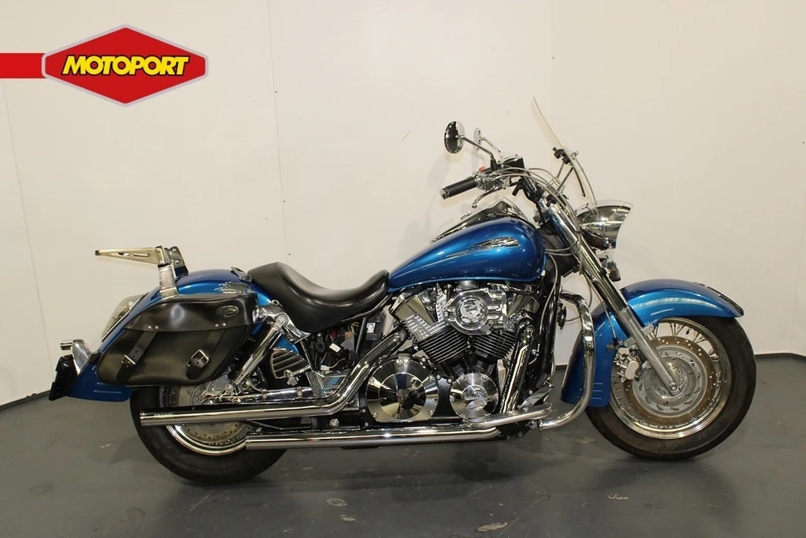 Honda VTX 1300 (2004) — foto 1
