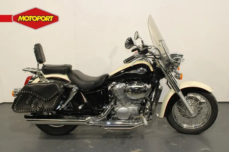 Honda VT 750C2 Shadow (2000)