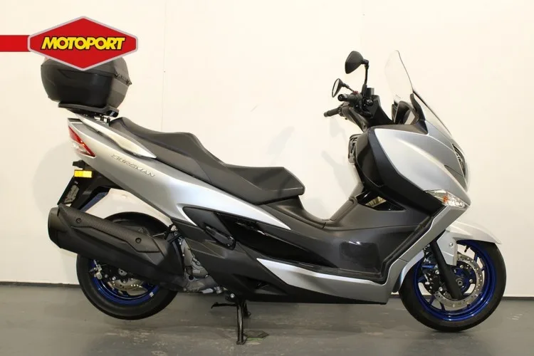 Suzuki AN400 (2022) — foto 1