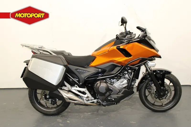 Honda NC750X (2025)