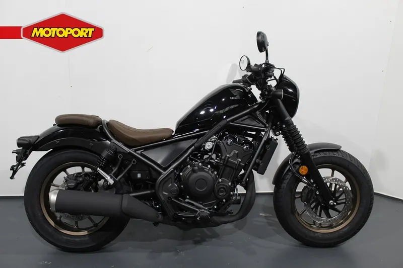 Honda CMX 500 Rebel (2025)