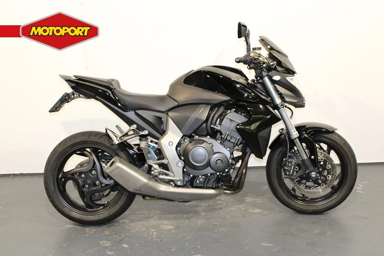 Honda CB1000R (2008) — foto 1