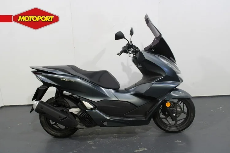 Honda Pcx 125 (2022) — foto 1