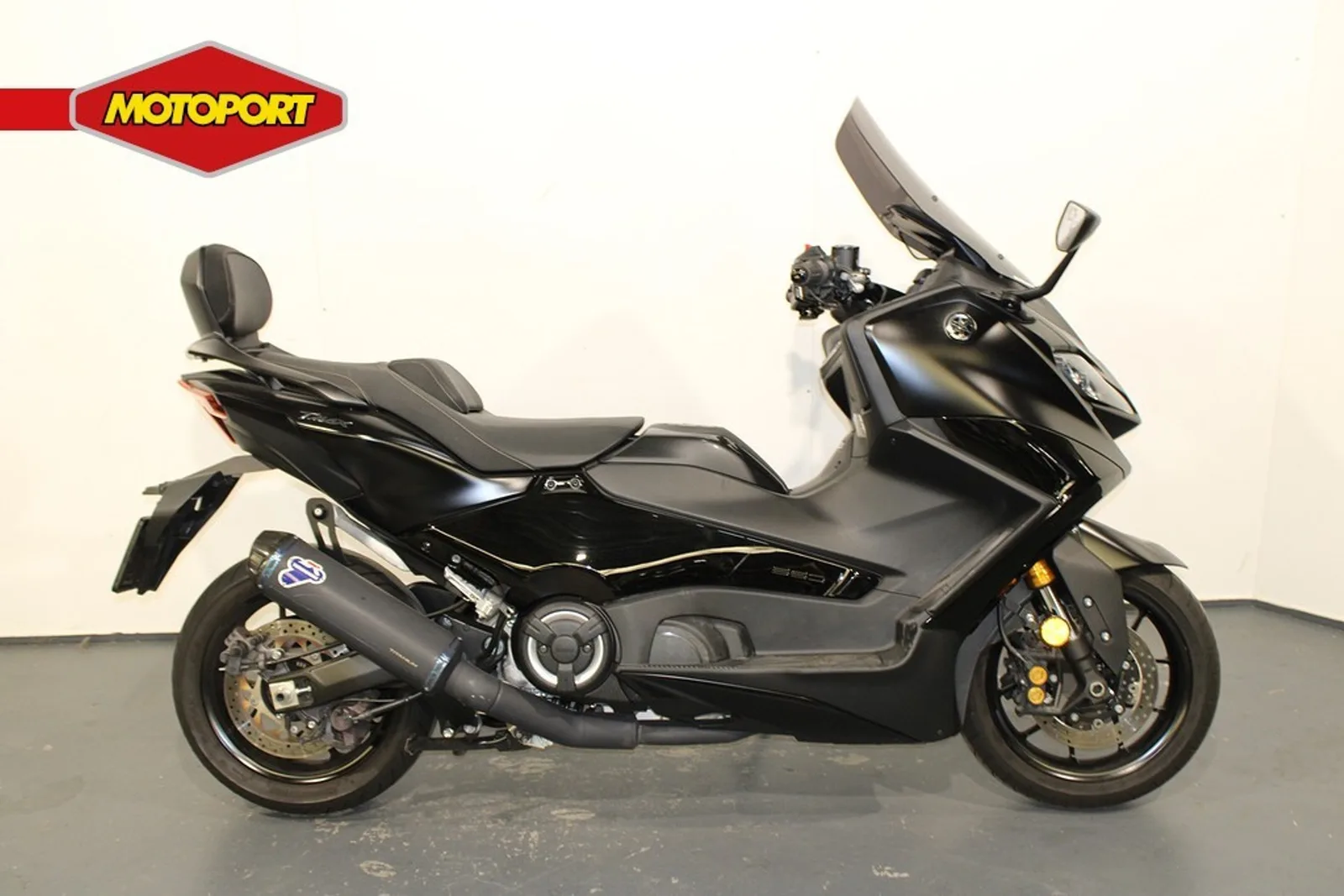 Yamaha T MAX (2024) — foto 1