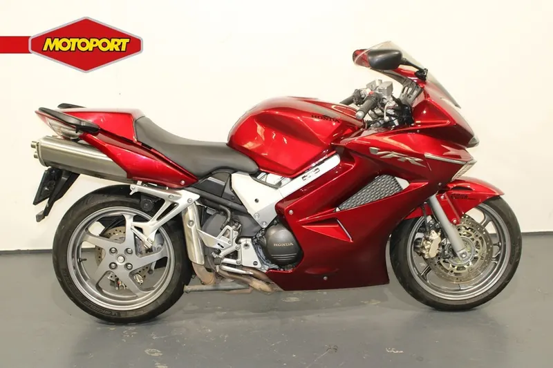 Honda VFR 800 FI (2008)