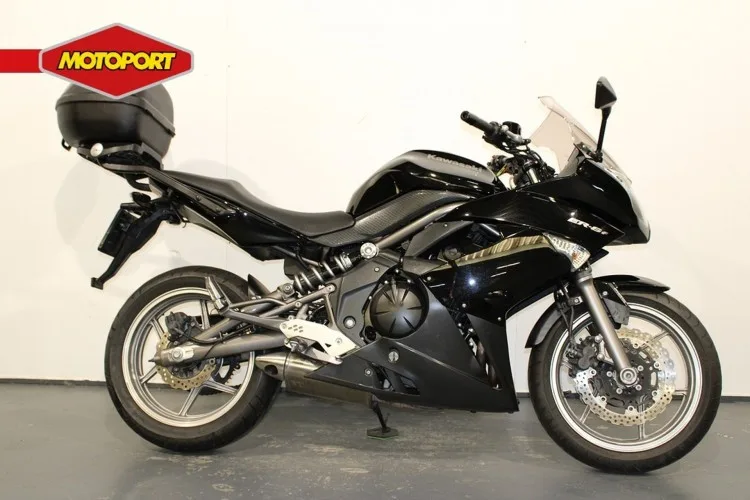 Kawasaki Er-6f (2010) — foto 1