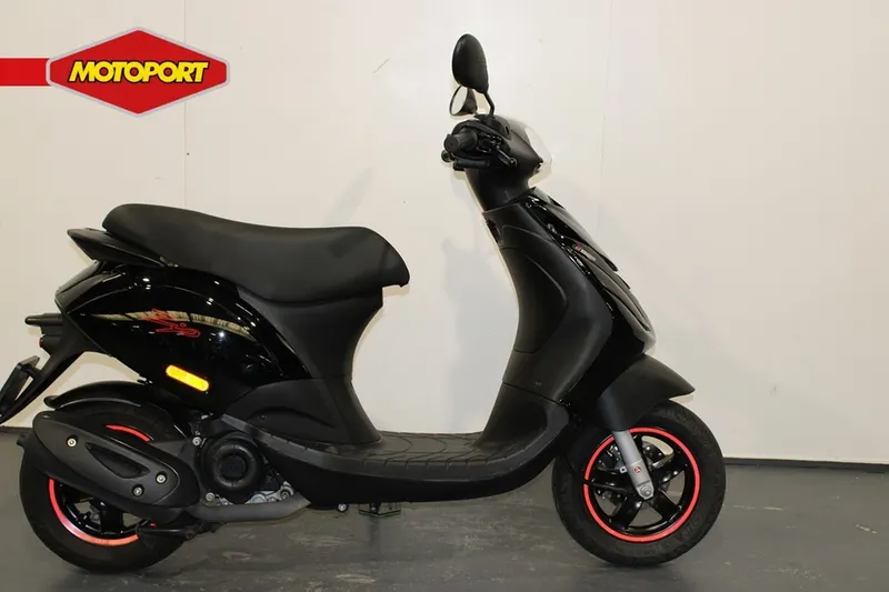 Piaggio ZIP (2024)