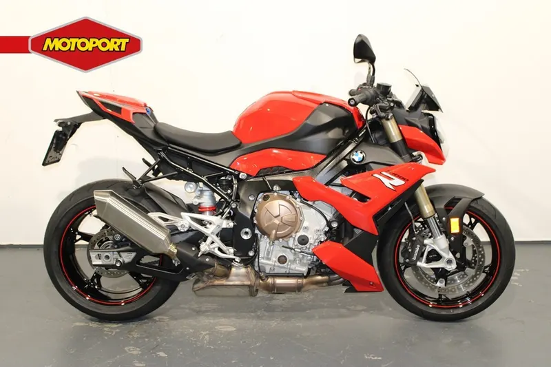 BMW S 1000 R (2022)