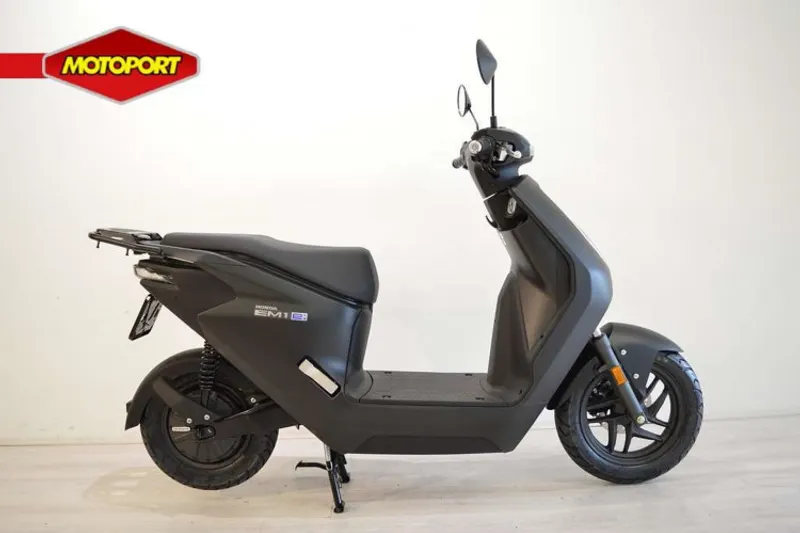 Honda EM1 E (2026)