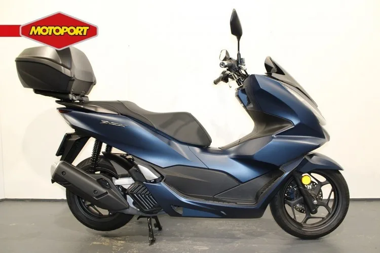 Honda Pcx 125 (2023) — foto 1
