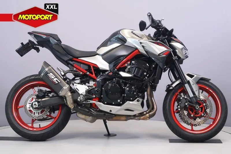 Kawasaki Z900 (2023)