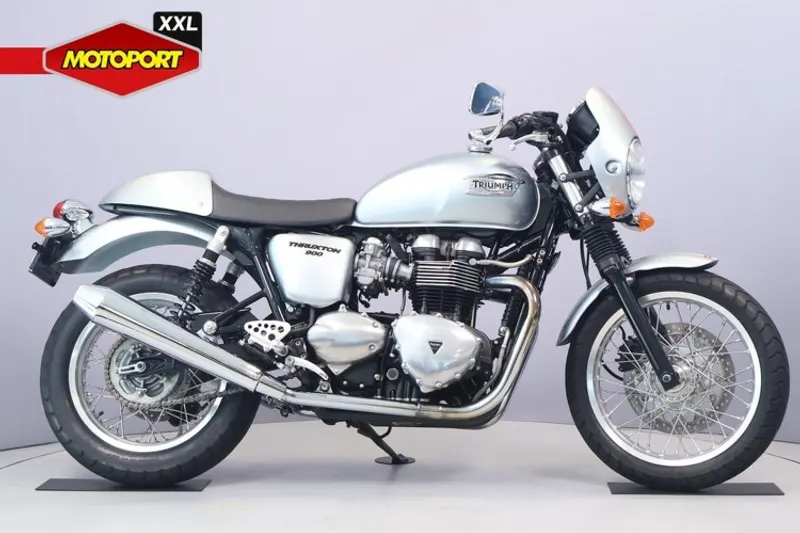 Triumph Thruxton 900 (2008)