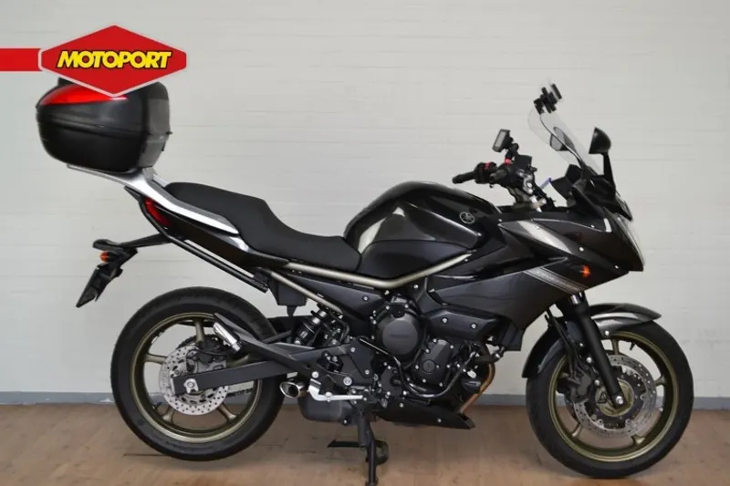 Yamaha XJ6 Diversion (2011)