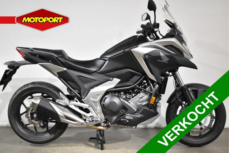 Honda NC750X (2021)