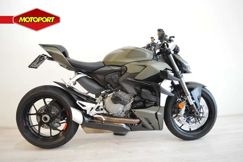 Ducati Streetfighter V2 (2023)