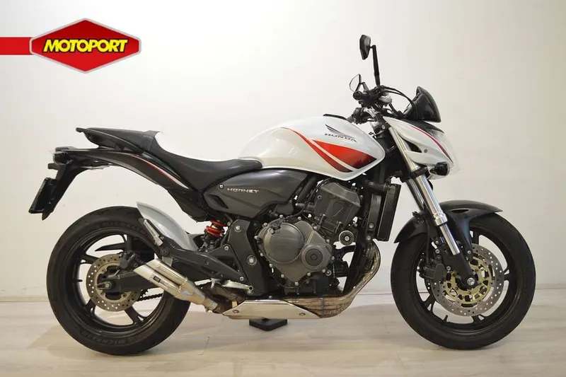 Honda CB600F (2010)