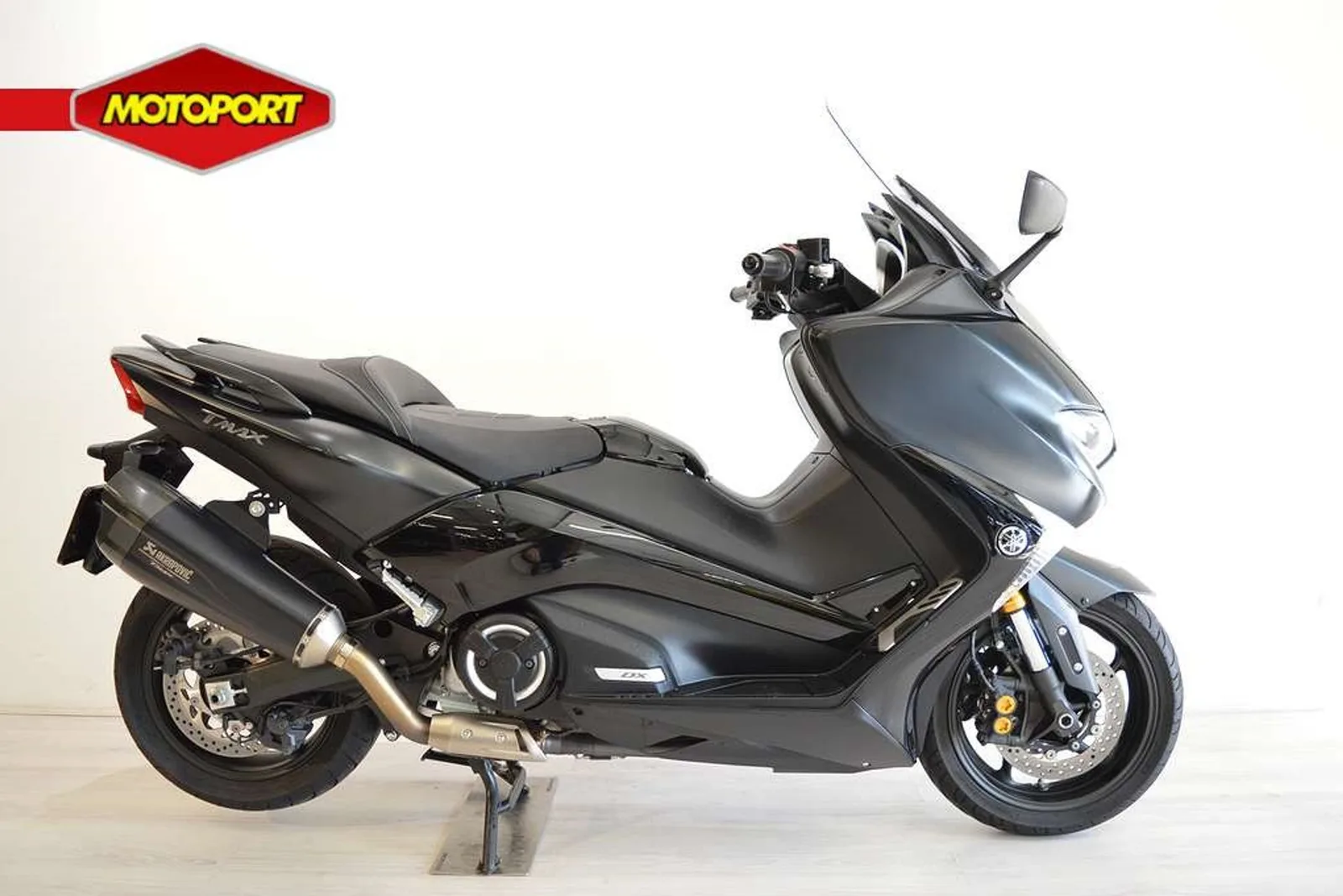 Yamaha T MAX 530 DX (2019) — foto 1